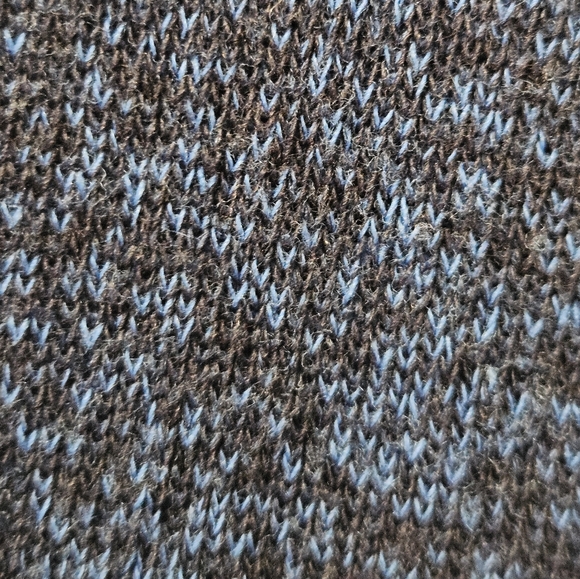 Disney boys Jacket Size meduim. In blue and black with zipper and hood. - Picture 4 of 16